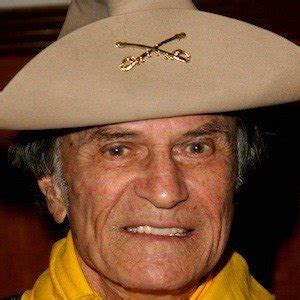 Larry Storch - Trivia, Family, Bio | Famous Birthdays