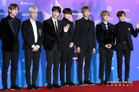 빌보드 점령한 방탄소년단 열풍의 중심엔 팬덤 ‘아미가 있었다 스타데일리뉴스