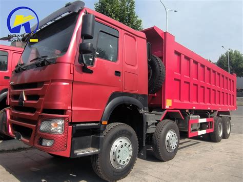 Sinotruk HOWO 8X4 Tipper Truck With 50t Load Capacity Front Lifting