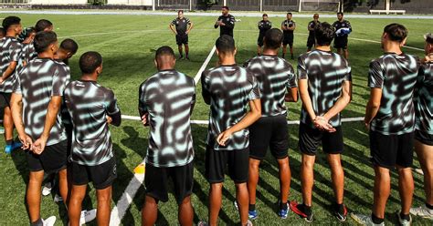 Botafogo x Tiradentes onde assistir escalações e tudo sobre o