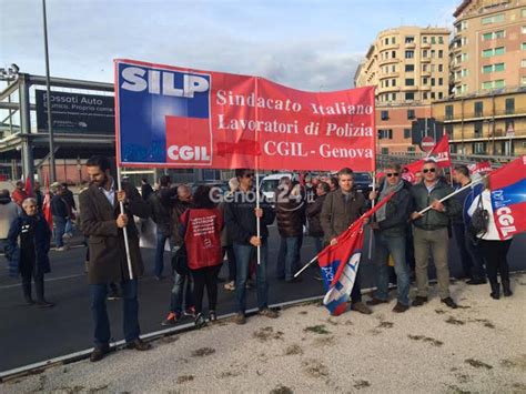 Sciopero Generale Cgil Partiti I Cortei Non Saremo Mai Vostri