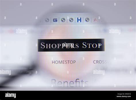 Shoppers stop logo hi-res stock photography and images - Alamy