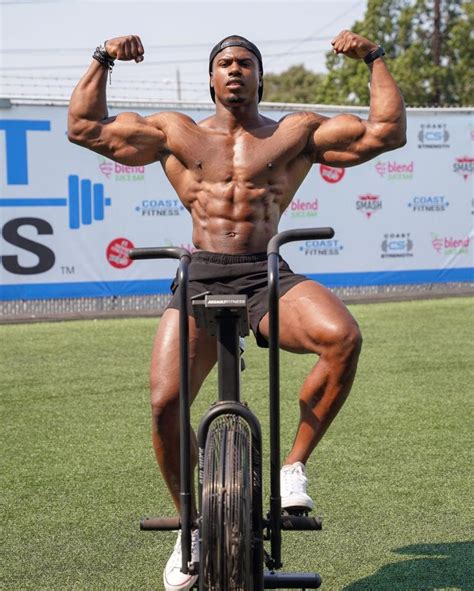 Simeon Panda Bench Press Max Record During Intense Chest Workout