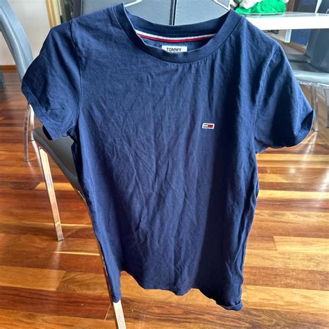 Navy Blue Tshirt Size Small Tommyjeans Depop