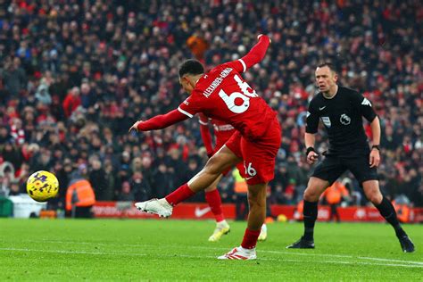 Digging Deeper Into Liverpools Bonkers Win Over Fulham The Liverpool