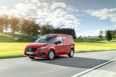 Mercedes Benz Citan Panel Van Review Impressive Drive But Loses