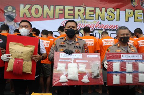 Sat Res Narkoba Polresta Bogor Kota Berhasil Sita 2 4 Kg Narkotika