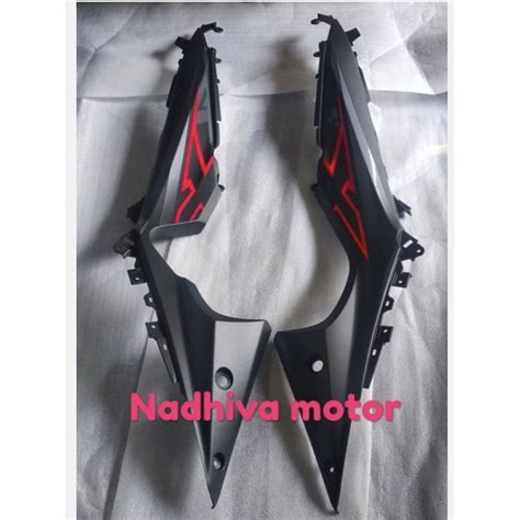 Jual Sambungan Body Belakang Cover Side L R Honda Supra X 125 Fi Hitam