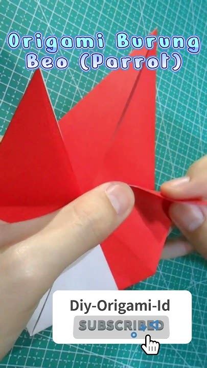 Cara Membuat Origami Burung Beo Parrot Dengan Teknik Lipat Yang