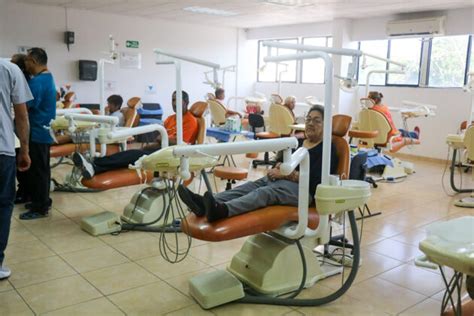 Durante El Verano Facultad De Odontolog A De La Uadec Ut Continuar