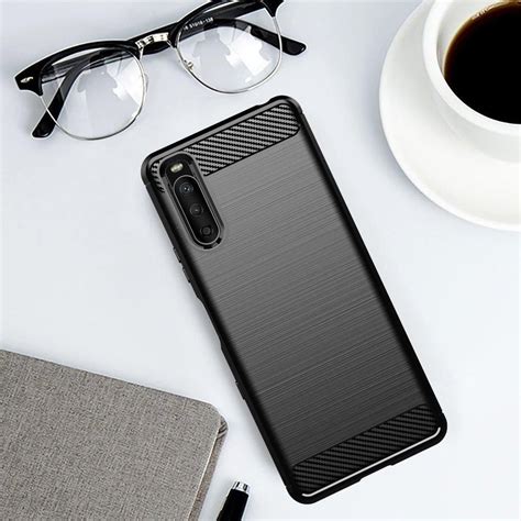 Hurtel Carbon Case Elastyczne Etui Pokrowiec Sony Xperia 10 III Czarny