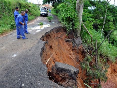 Chuva Faz Rua Ceder Em Barra Mansa Cidades Foco Regional