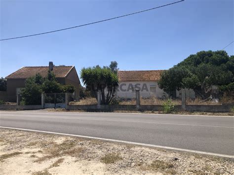 Quintas e casas rústicas Quinta T5 à venda em Estrada dos Quatro