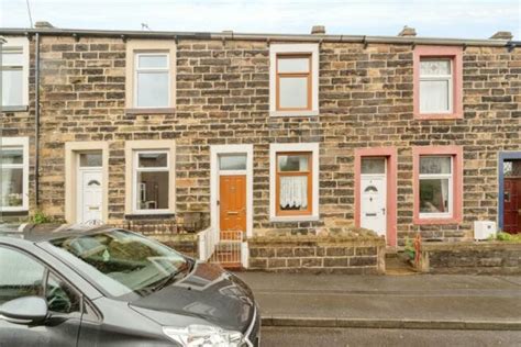 2 Bedroom Terraced House For Sale In Dent Street Colne Lancashire Bb8