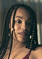 JASMINE BATCHELOR Nude AZNude