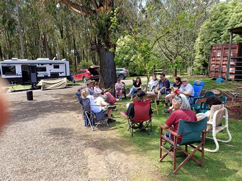 Discover the 20 best waterfall campgrounds near Kilsyth, Victoria