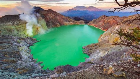 Kawah Ijen, world's most corrosive lake... The Kawah Ijen volcano is a ...