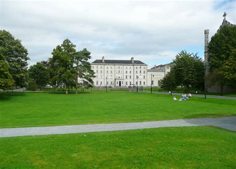 St Patricks College Carlow © Humphrey Bolton Cc By Sa20 Geograph