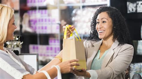 10 Strategies To Improve Retail Customer Experience Xoxoday