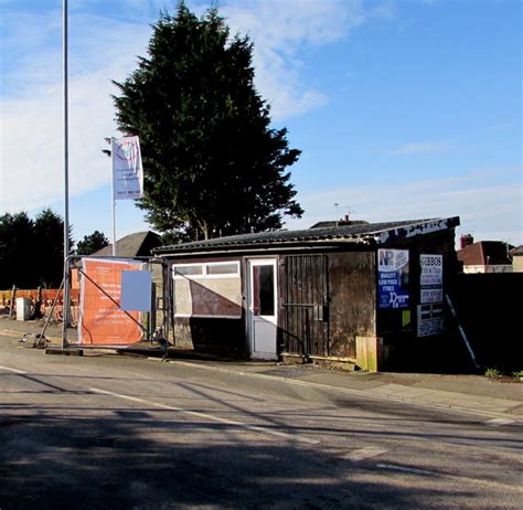 Somerton Road Shack Newport Jaggery Cc By Sa 2 0 Geograph Britain