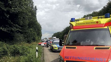 Schwerer Lkw Unfall Bei Gro Ippener