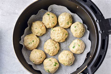 Air Fryer Chicken Meatballs - Simply Air Fryer