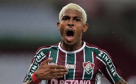 Quatro Desfalques E Volta De John Kennedy Fluminense Viaja Para Jogo