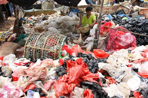 Bahaya Sampah Plastik Bagi Lingkungan Mesin Pencacah Plastik