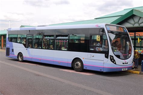 Sn Dwf First South Yorkshire Wright Streetlite Flickr