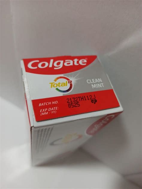 colgate plax freshmint mouthwash total  clean mint toothpaste