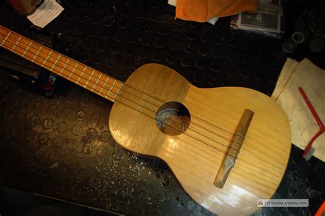 Cuatro Venezolano Pastrana Guitars