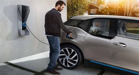 Electric Cars Could Be Cheaper Than Gas Powered Models By 2025 Carscoops