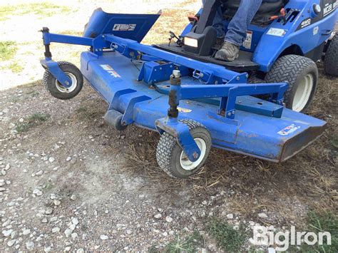 New Holland Mc28 Lawn Tractor Bigiron Auctions