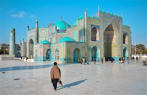 blue mosque kabul afghanistan