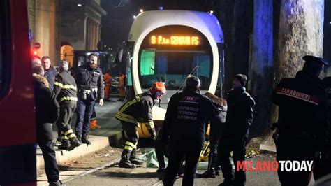 Milano Incidente In Piazza Oberdan Ragazza Travolta E Uccisa Dal Tram