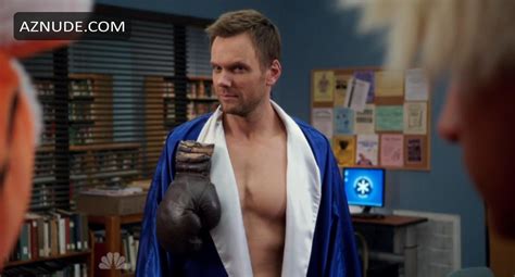 Joel McHale Nude And Sexy Photo Collection AZNude Men