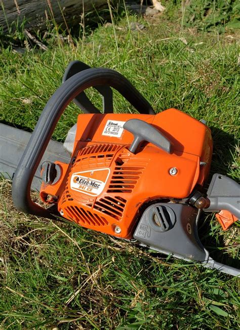 Oleo Mac Chainsaw Review Models Specs Where They Re Made