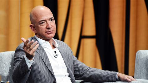 This Is How Much Jeff Bezos Worlds Richest Man Makes In A Minute