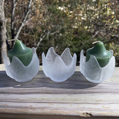 Partylite Frosted Lotus Blossom Tealight Holder Set Of Beautiful And