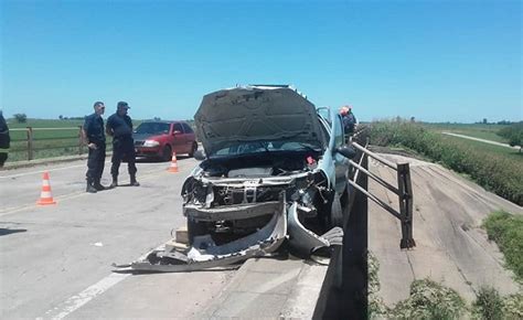 La Vidriera De Leones Despiste De Un Autom Vil En Puente De Ruta