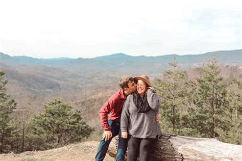 4 Reasons Our Gatlinburg Condos are Perfect for Valentine’s Day