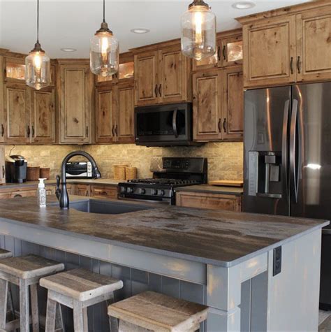 25 Beautiful Stained Kitchen Cabinets For A farmhouse Kitchen