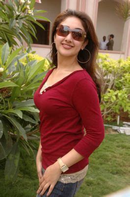 Film Actress Photos Sridevi Vijayakumar Hot Photos In Red Top And Jeans