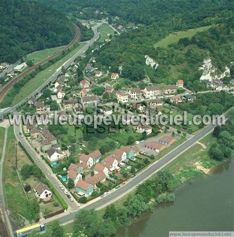 L Europe Vue Du Ciel Photos A Riennes De Orival Seine