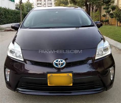 Toyota Prius S Led Edition For Sale In Islamabad Pakwheels