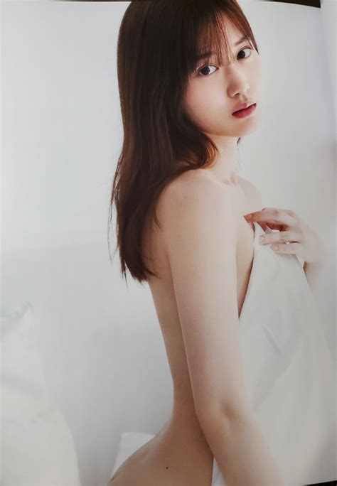 乃木坂46山下美月の1st写真集がほぼ全裸の手ブラ姿でお尻のワレメまで解禁 みんくちゃんねる