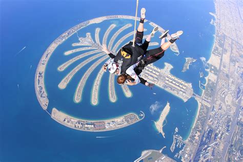 Skydive Dubai - The JetSet Redhead