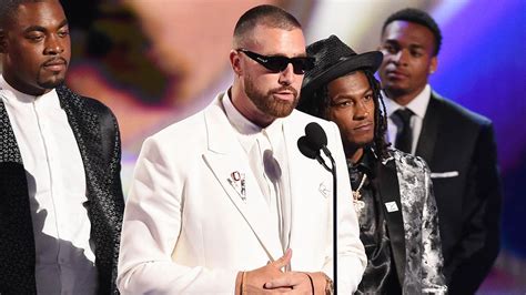 Chiefs' Travis Kelce finally gets mic during ESPYs after failed White ...