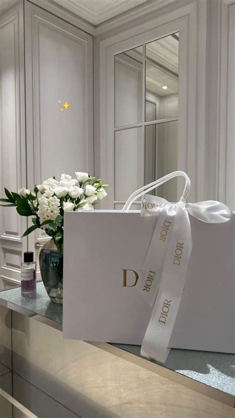 Pin by tatiana mosquera on Guardado rápido Dior Luxury lifestyle