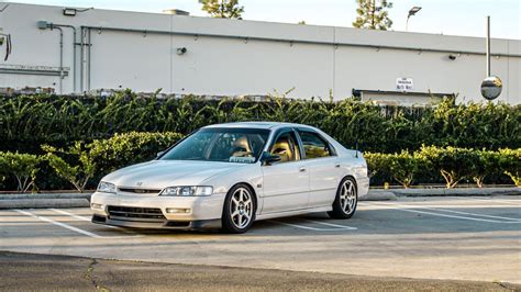 Honda Accord 1995 Modified